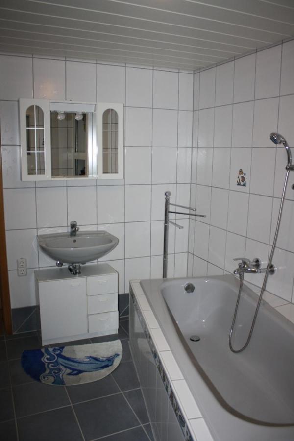 Monteur-/Und Ferienwohnung Diehl Asslar Buitenkant foto